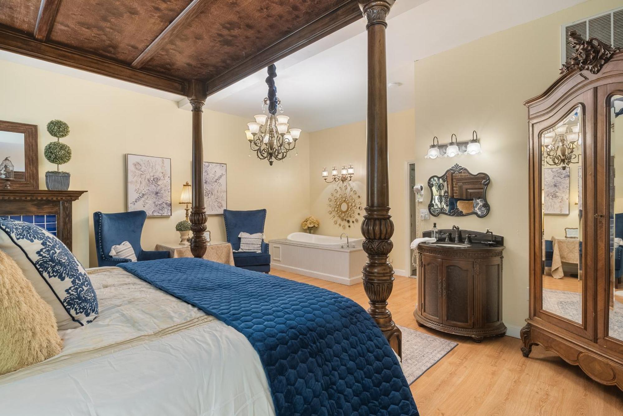 Beland Mansion-Royal Crown Suite! Fort Smith Eksteriør bilde